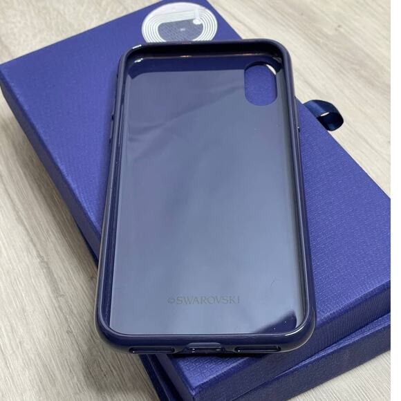 Swarovski Parrot iPhone XS / X Case Multicolored - Picture 7 of 7